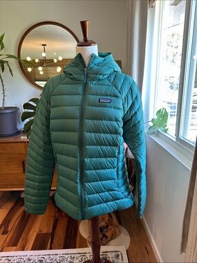 NWT Patagonia W’s Down Sweater